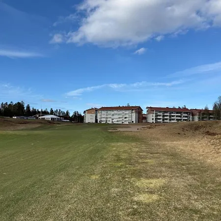 דירה In With Golf Course View